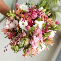 imagem de Buquê de Rosa, Astromelia, Lisianthus, Perpétua, Sementes e Orquídea